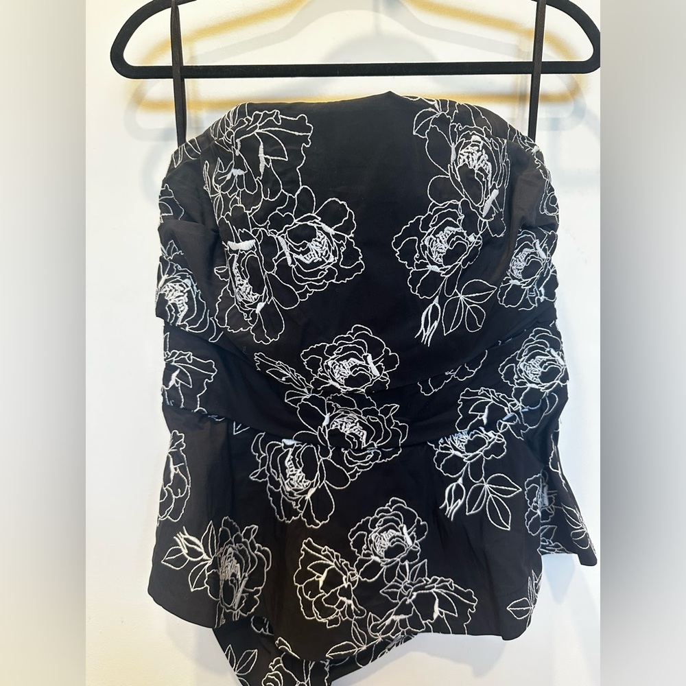 White House Black Market Floral Embroidered Black and White Strapless Peplum Top - Picture 2 of 4